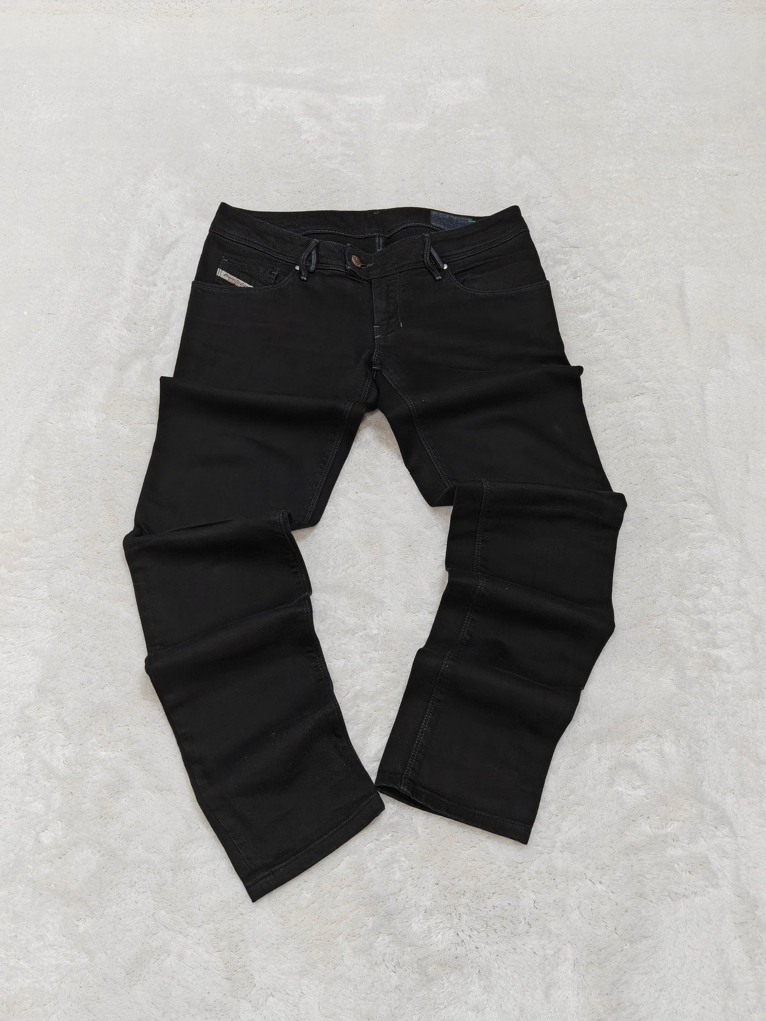 メンズ Diesel Industry ブラックワイドレッグデニム