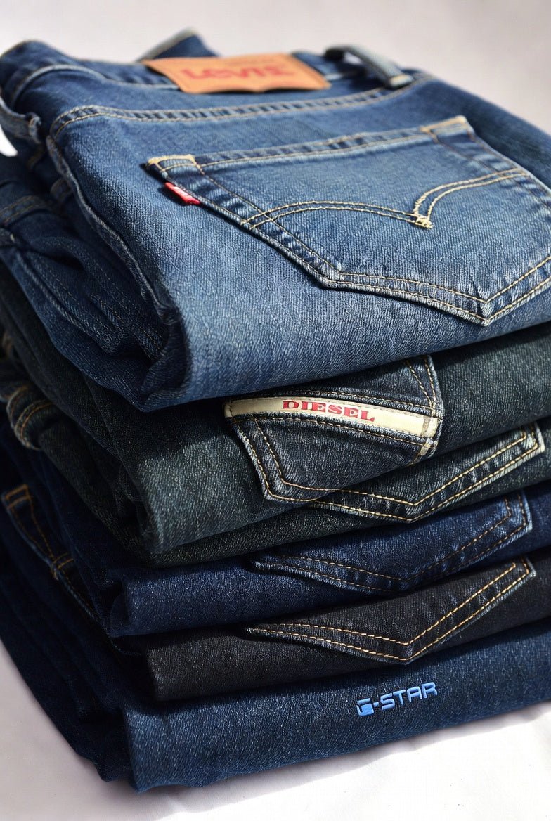 Vintage Levi’s vs Diesel vs G-Star: How to Choose the Right Fit - Vintage District Antwerp
