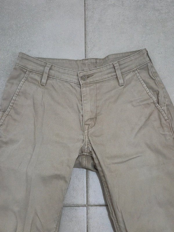 Men Levi's Khaki Slim Straight W30 L34 Trousers