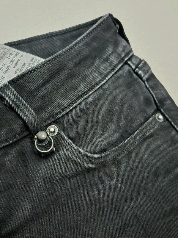 Women Levi's Black Skinny W26 L32 Jeans