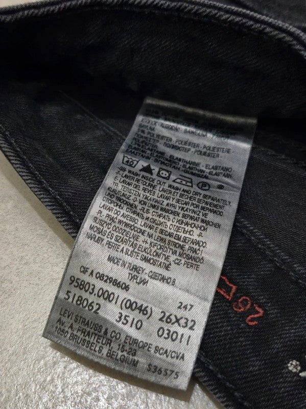 Women Levi's Black Skinny W26 L32 Jeans
