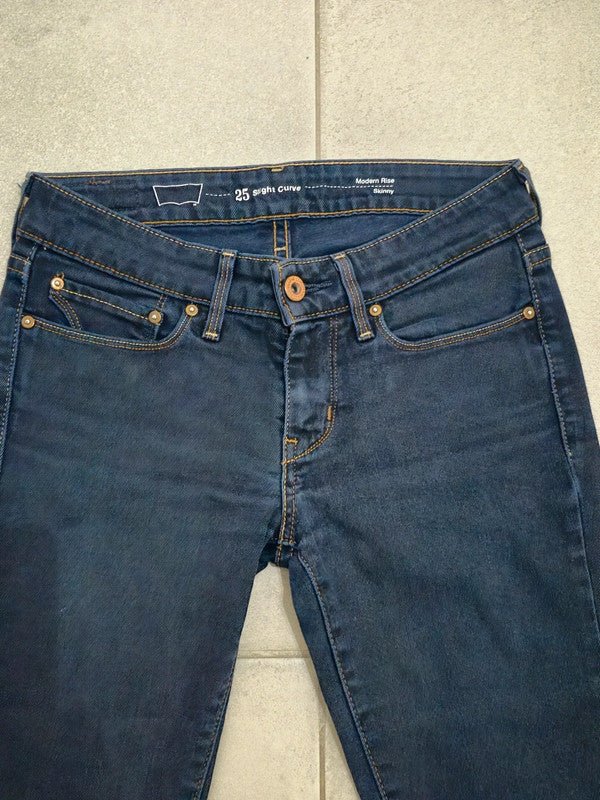 Women Levi's Slight Curve Dark Indigo Skinny W25 L32 Jeans