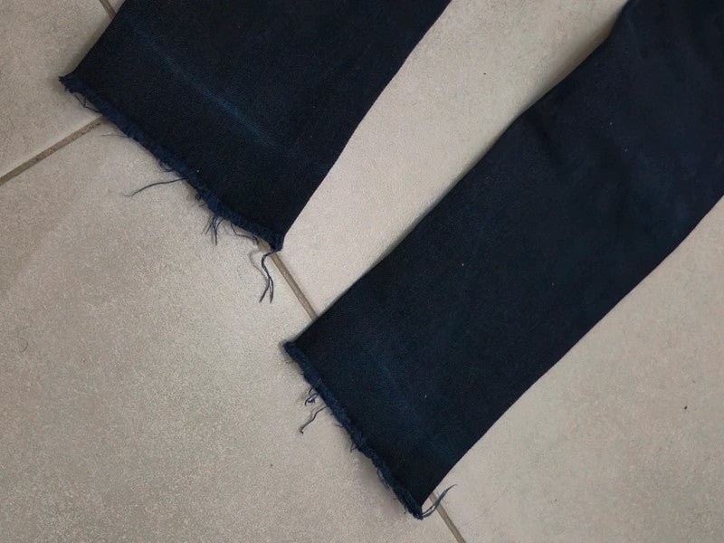 Women Levi's Slight Curve Dark Indigo Skinny W25 L32 Jeans