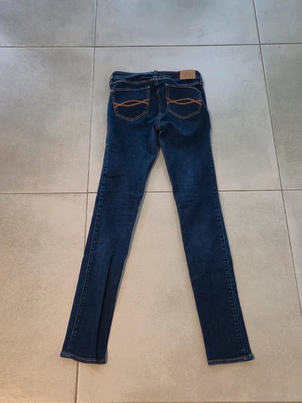 Women Abercrombie & Fitch Dark Blue Skinny W24 (EU 34 / XS) Jeans