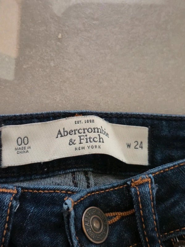 Women Abercrombie & Fitch Dark Blue Skinny W24 (EU 34 / XS) Jeans