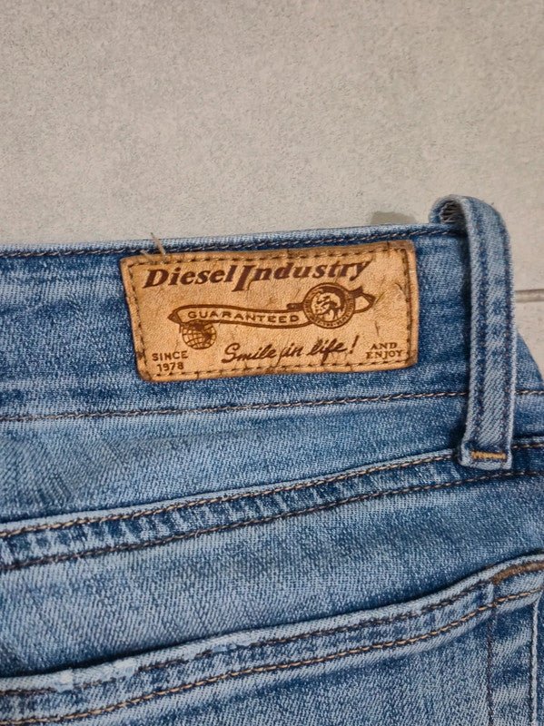 Women Diesel Grupee Blue Slim W26 L32 (EU 36/S) Jeans
