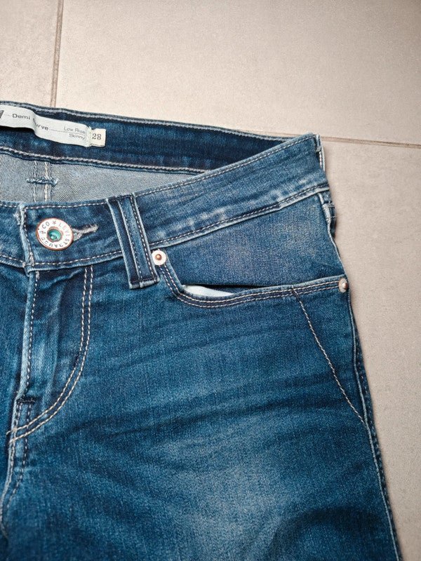 Women Levi's Curve Blue Skinny W28 (EU 38/M) Jeans