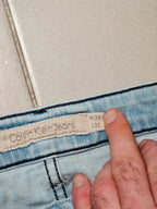 Women Calvin Klein Blue Skinny W28 L30 (EU 38/M) Jeans