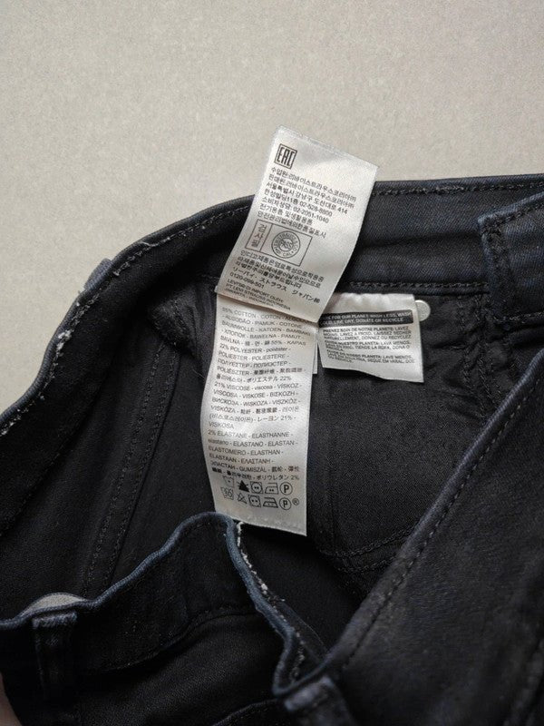 Women Levi's Black Skinny W28 L30 (EU 38/M) Jeans