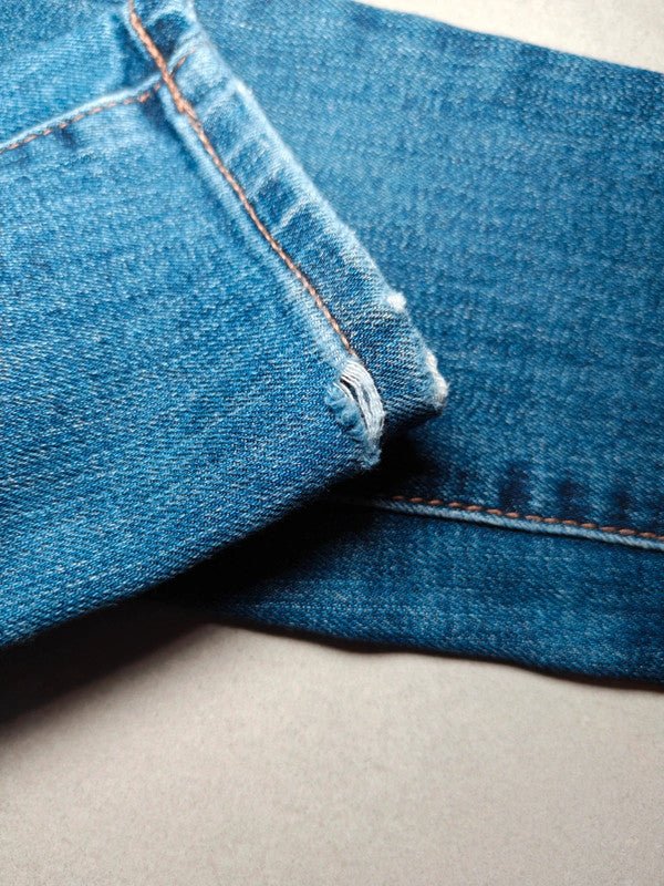Women Armani Exchange Blue Skinny W25 (EU 34/XS) Jeans