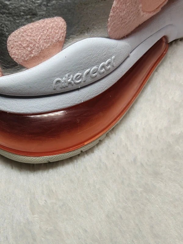 Women Nike Air Max 270 React Bleached Coral EU 36.5 Sneakers