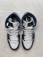 Men Air Jordan 1 Mid Obsidian White Metallic Gold EU 42 Sneakers