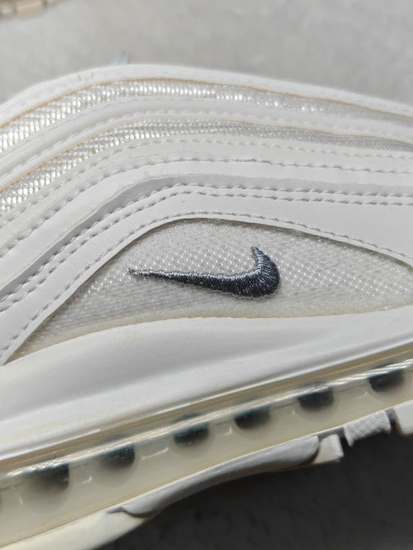 Men Nike Air Max 97 Triple White Wolf Grey EU 40.5 Sneakers