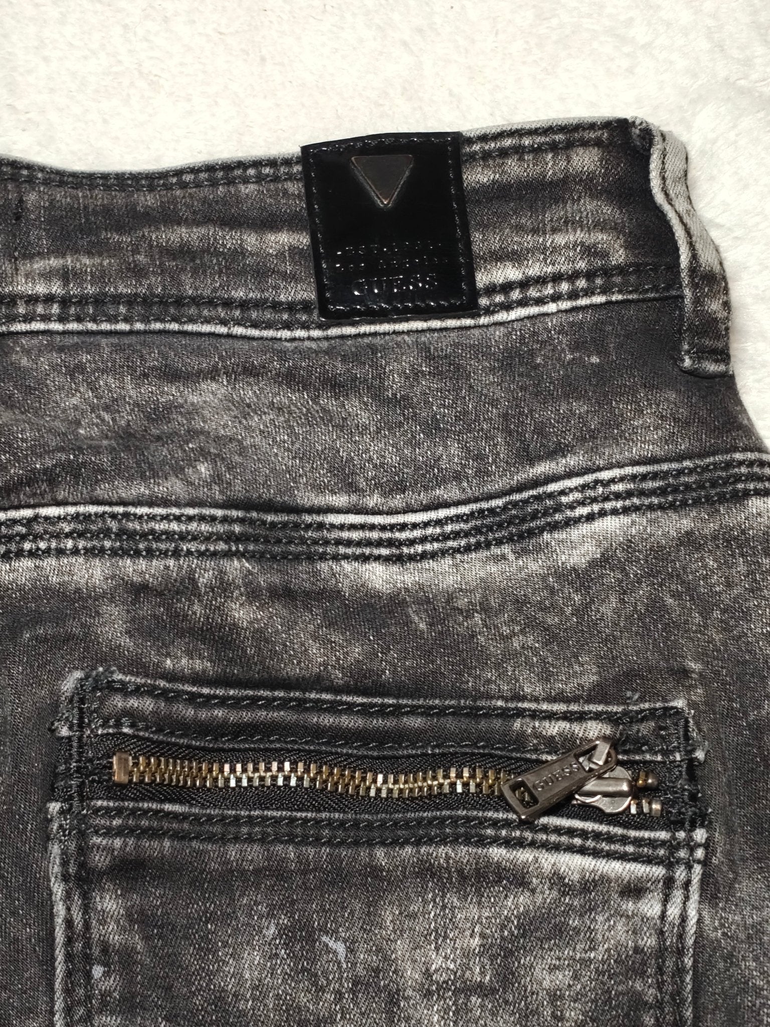 Women GUESS Rocket Black Faded Skinny W24 EU 34 XS Jeans