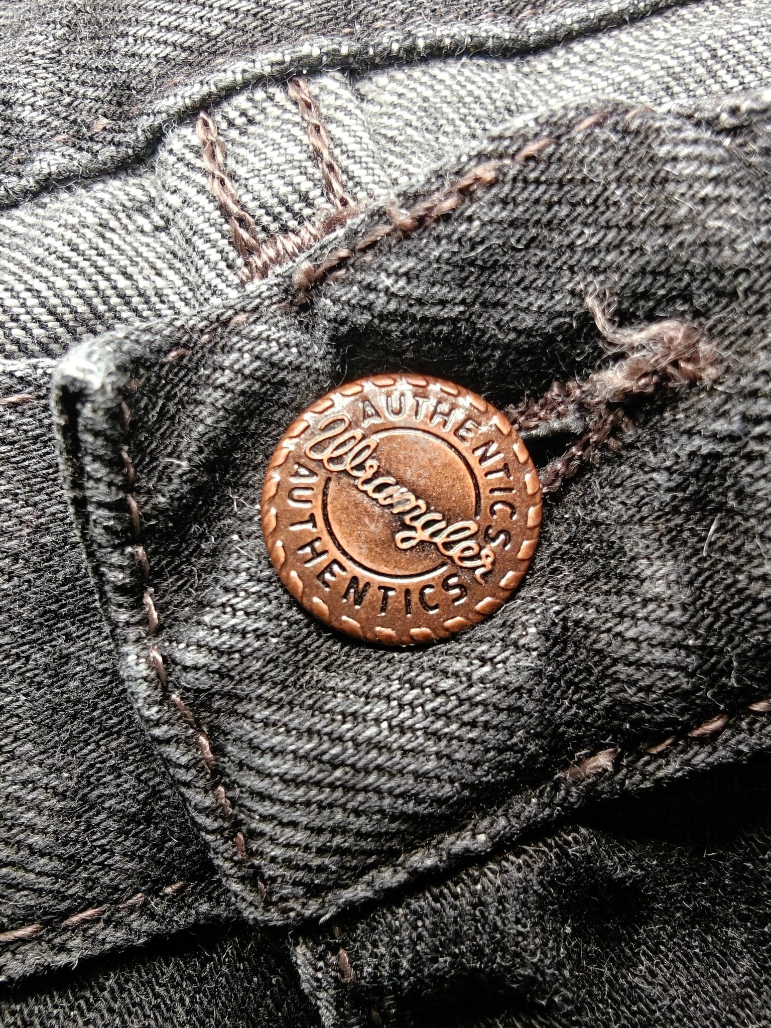 Women Wrangler Kate Black Washed Flared W26 L32 (EU 36/S) Jeans