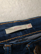Women Levi’s 711 Blue Skinny W28 L30 (EU 38/M) Jeans