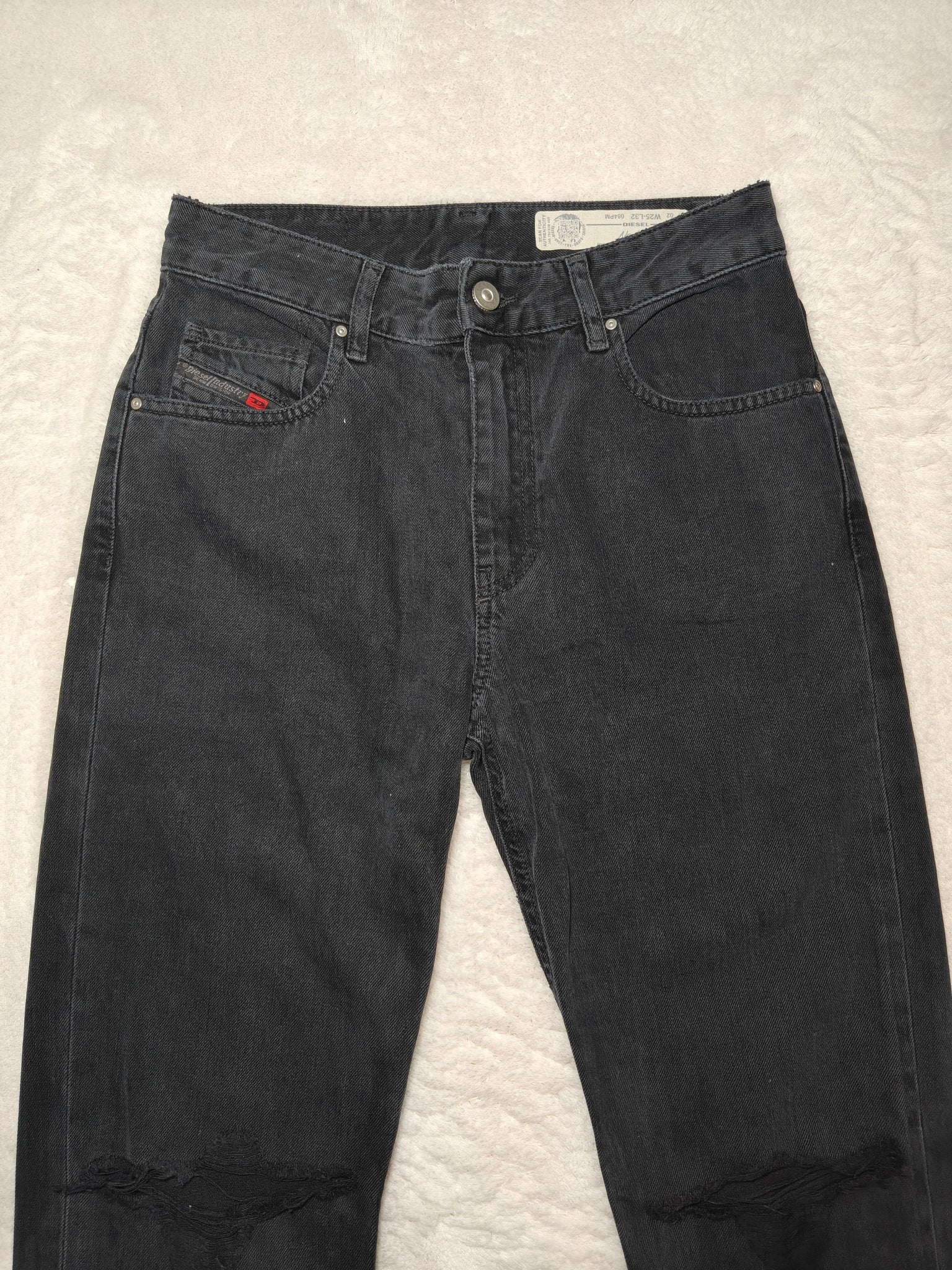 Women Diesel Neekhol Black Faded Straight W25 L32 (EU 34/XS) Jeans