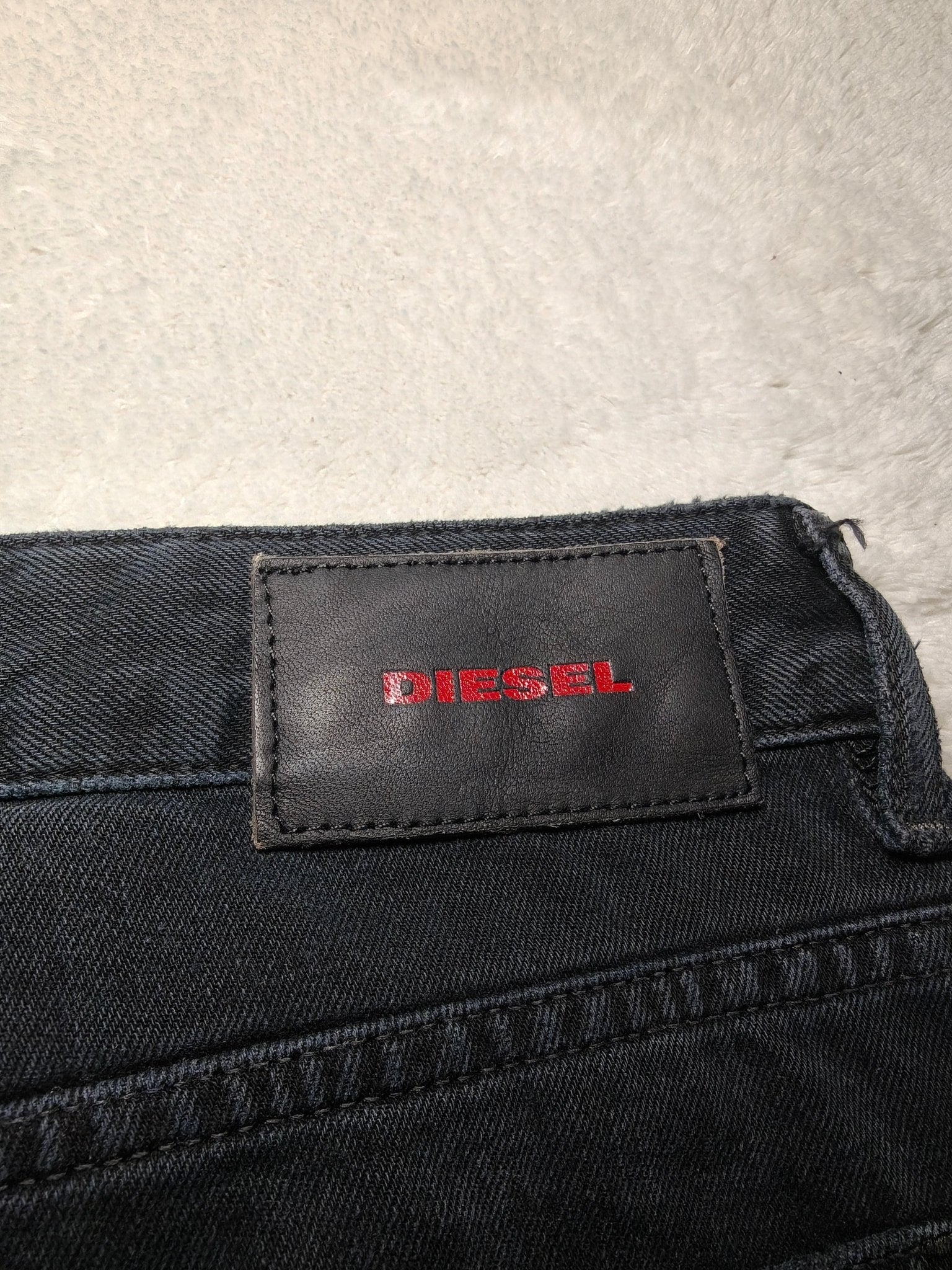 Women Diesel Neekhol Black Faded Straight W25 L32 (EU 34/XS) Jeans