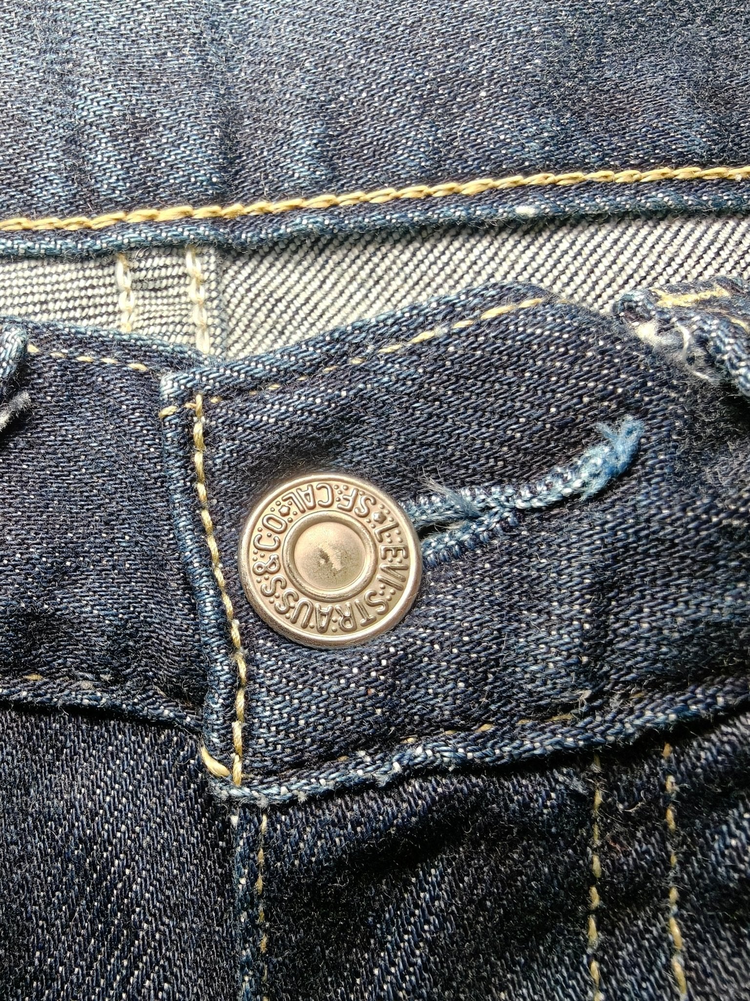 Women Levi's 595 Dark Blue Straight W30 L34 (EU 40/L) Jeans