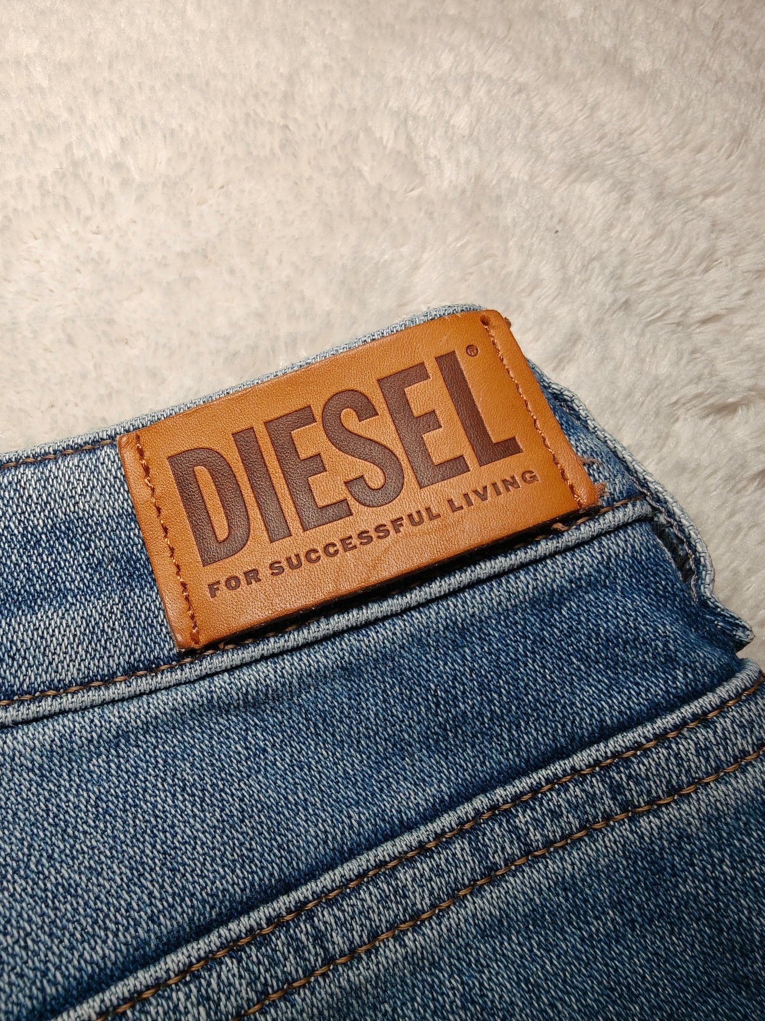 Women Diesel D - Joy Light Blue Slim W25 L32 (EU 34/XS) Jeans