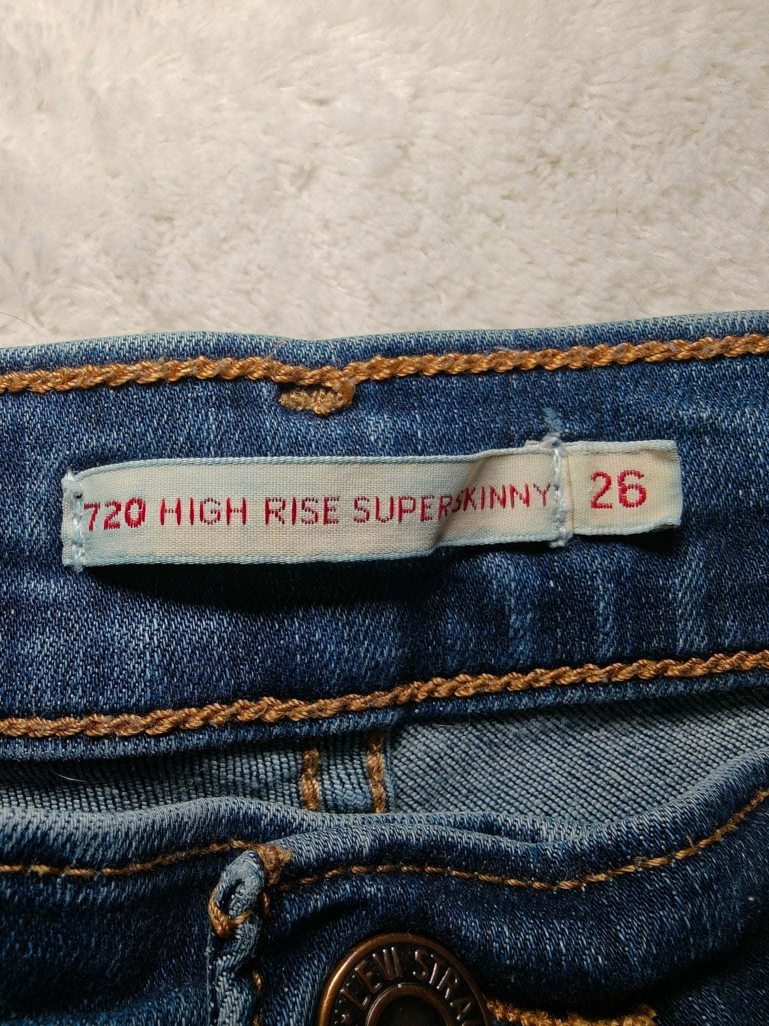 Women Levi’s 720 Dark Blue Super Skinny W26 L30 (EU 36/S) Jeans