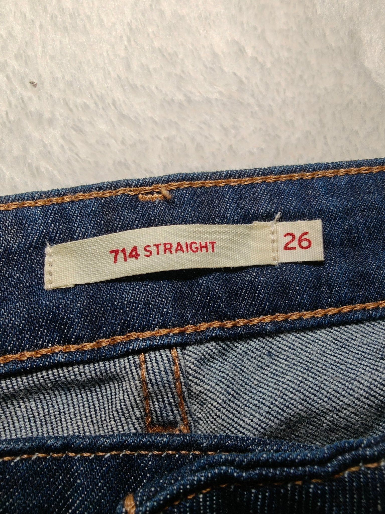 Women Levi’s 714 Dark Blue Straight W26 L32 (EU 36/S) Jeans