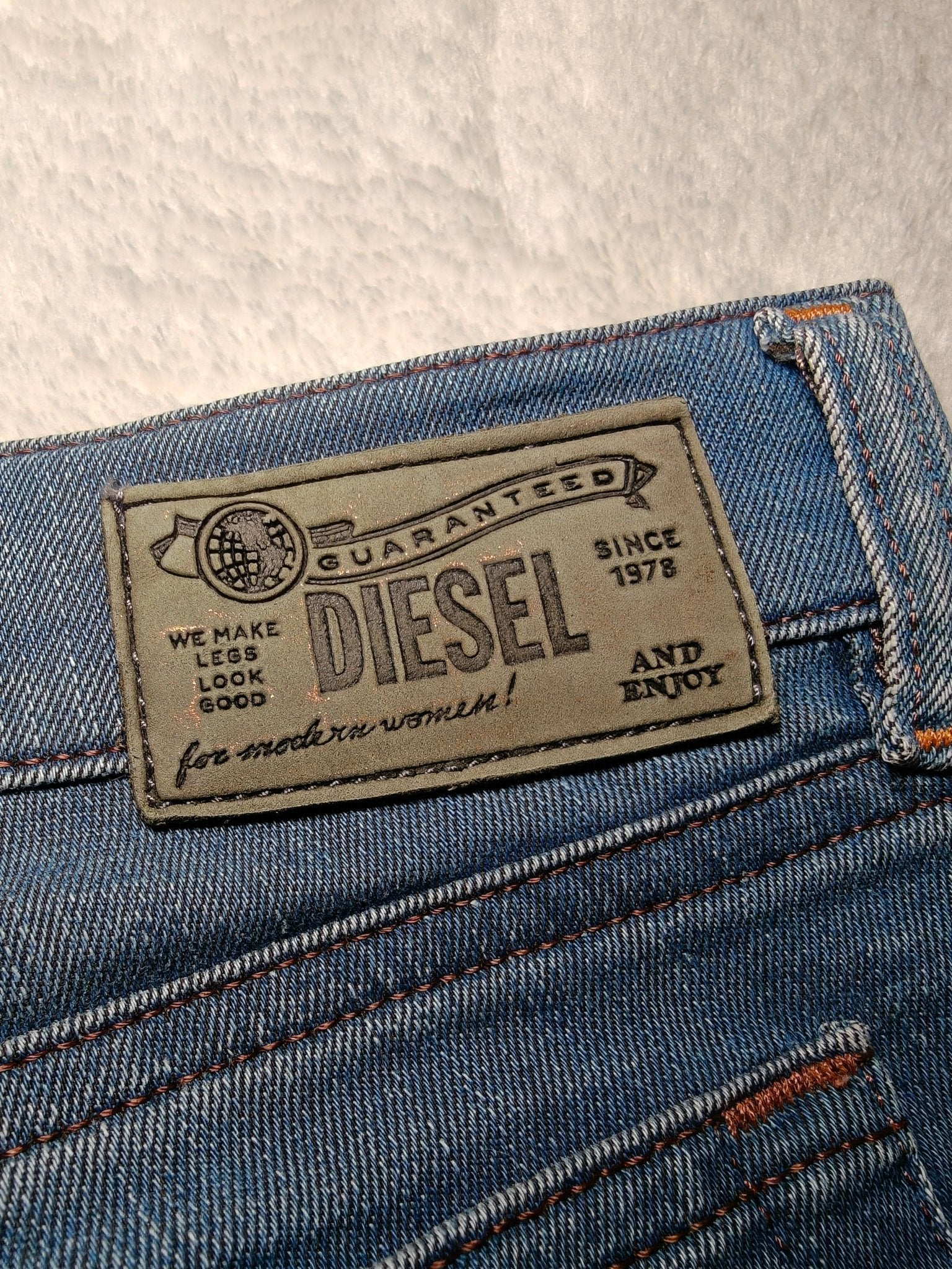 Women Diesel Bootzee Dark Blue Slim Bootcut W29 L34 (EU 38/M) Jeans