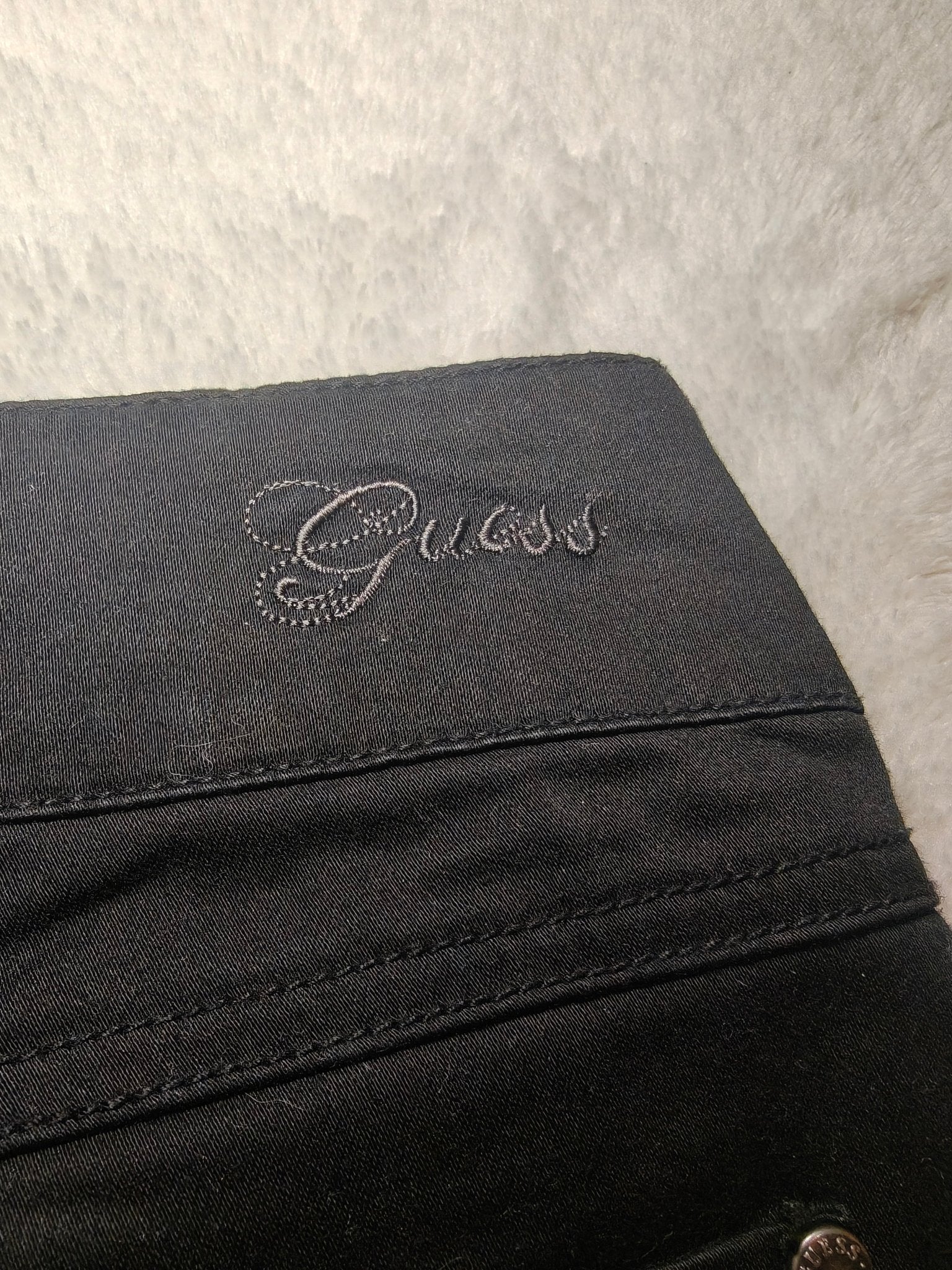 Women’s Guess Modele Trousers Black Slim W29 L32 (EU 38/M)