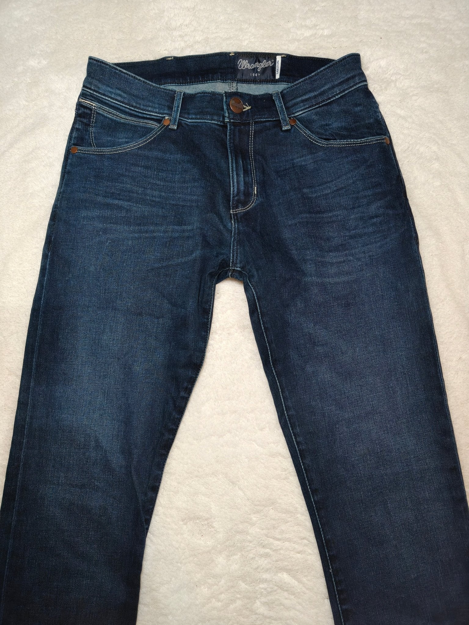 Men Wrangler Larston Blue Tapered W28 L32 Jeans