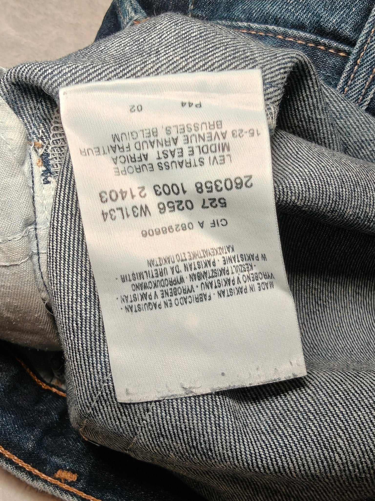 Men Levi's 527 Blue Flared W31 L30 Jeans