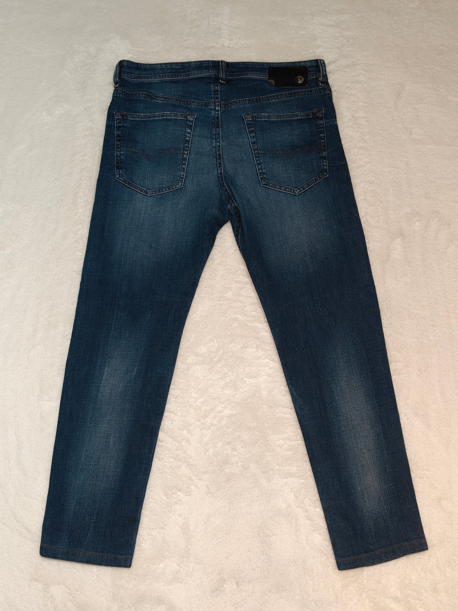 Men Diesel Buster Light Blue Slim Tapered W32 L28 Jeans