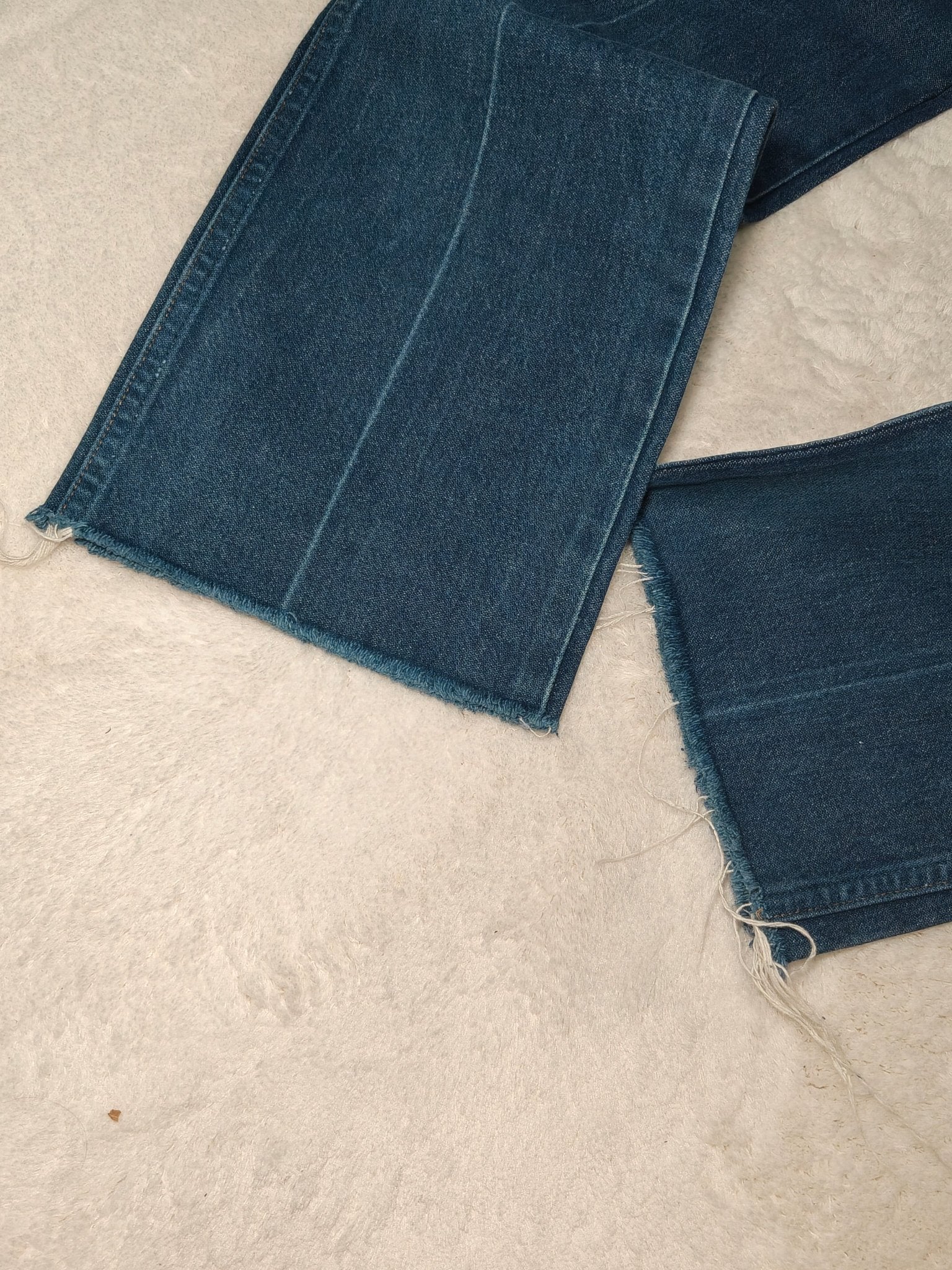 Men Wrangler 13MWZ Blue Cowboy Cut Straight W33 L30 Jeans