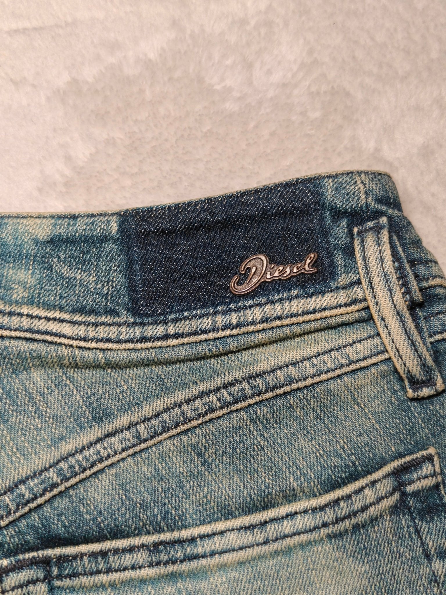 Women Diesel Matic Blue Wash 0081P Slim Tapered W26 L32 (EU 36/S) Jeans