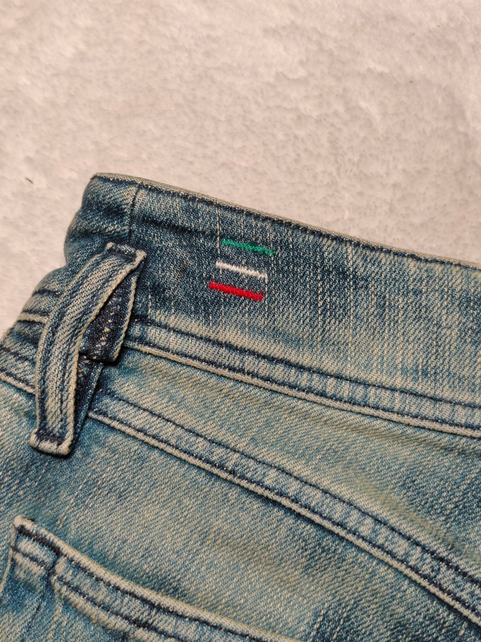 Women Diesel Matic Blue Wash 0081P Slim Tapered W26 L32 (EU 36/S) Jeans