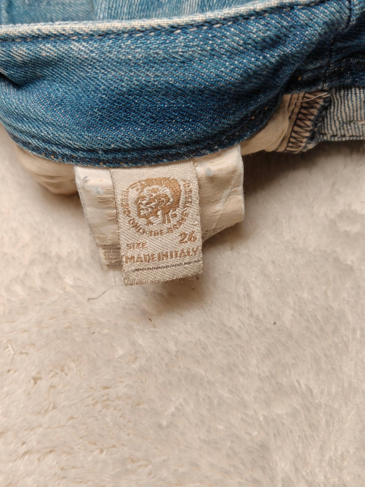Women Diesel Lowky Blue Wash 0071J Straight W26 L34 (EU 36/S) Jeans