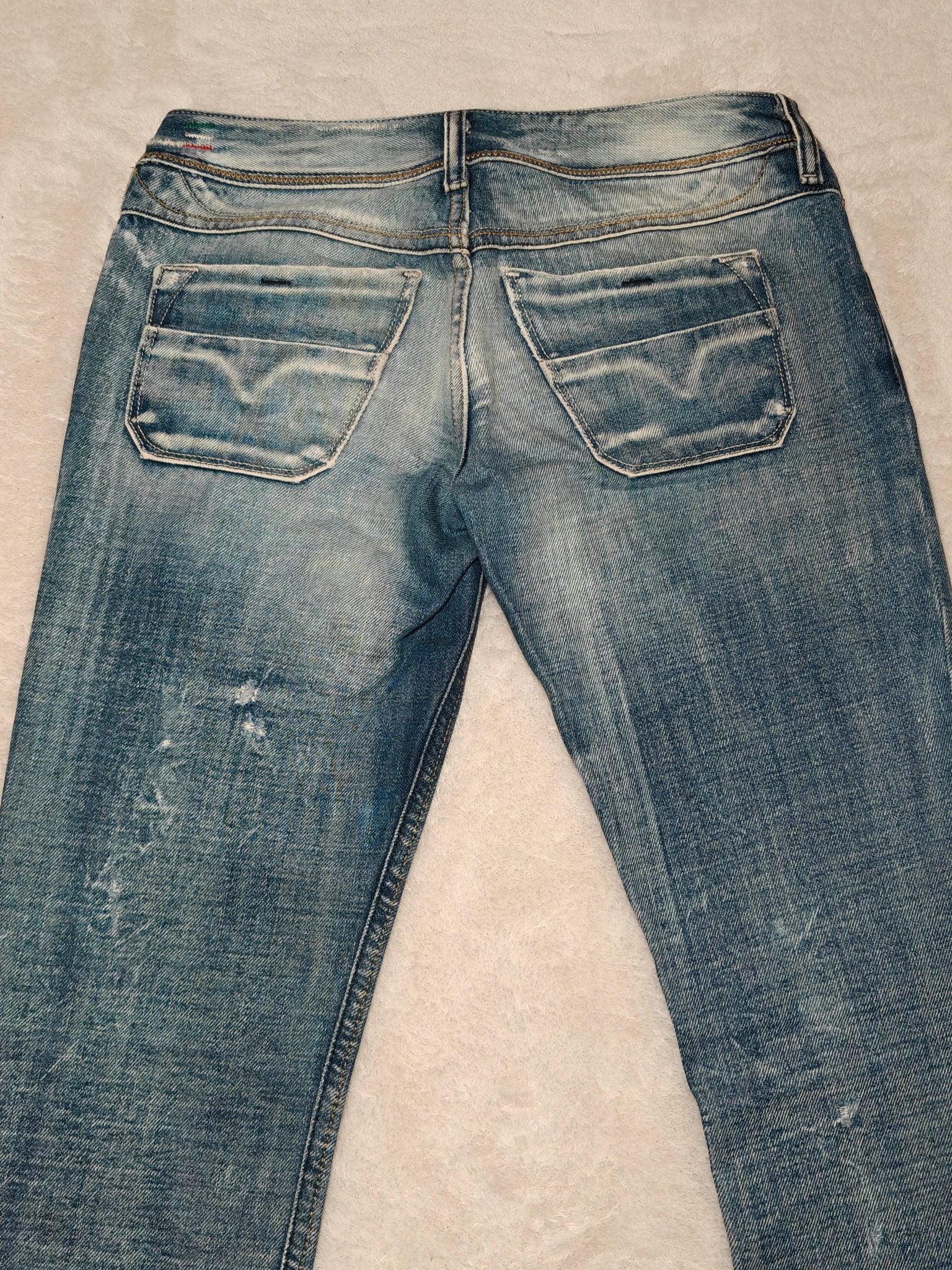 Women Diesel Lowky Blue Wash 0071J Straight W26 L34 (EU 36/S) Jeans