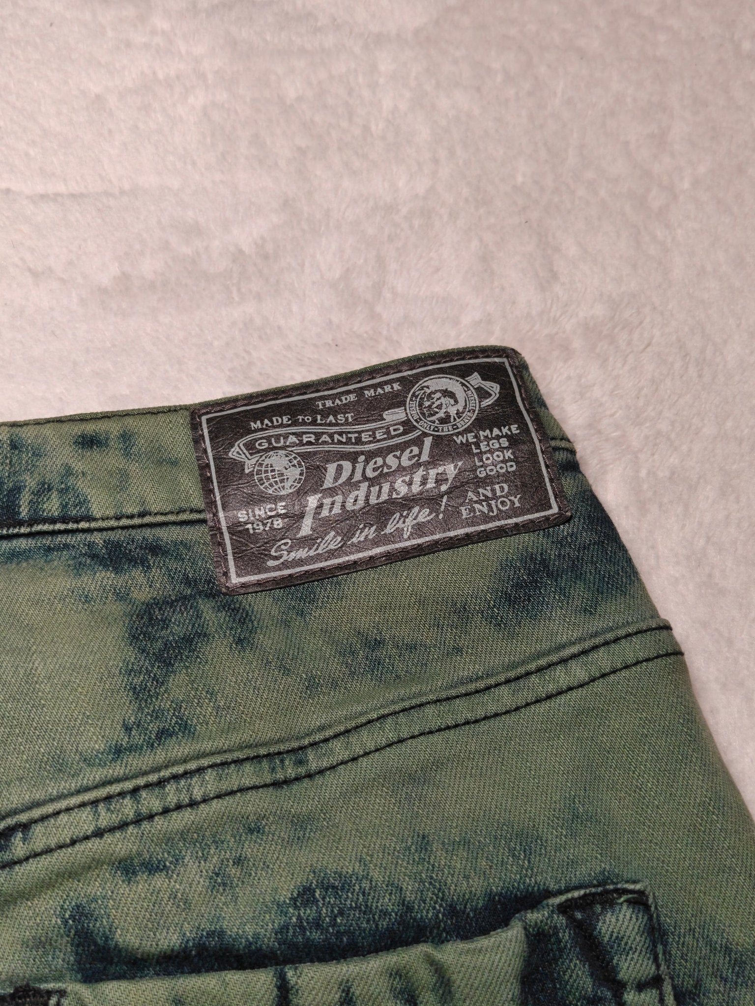 Women Diesel Green Acid Wash Slim Fit W26 L30 (EU 36/S) Jeans