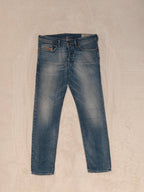 Men Diesel Buster Blue Wash 0685C Regular Slim Tapered W32 L30 Jeans