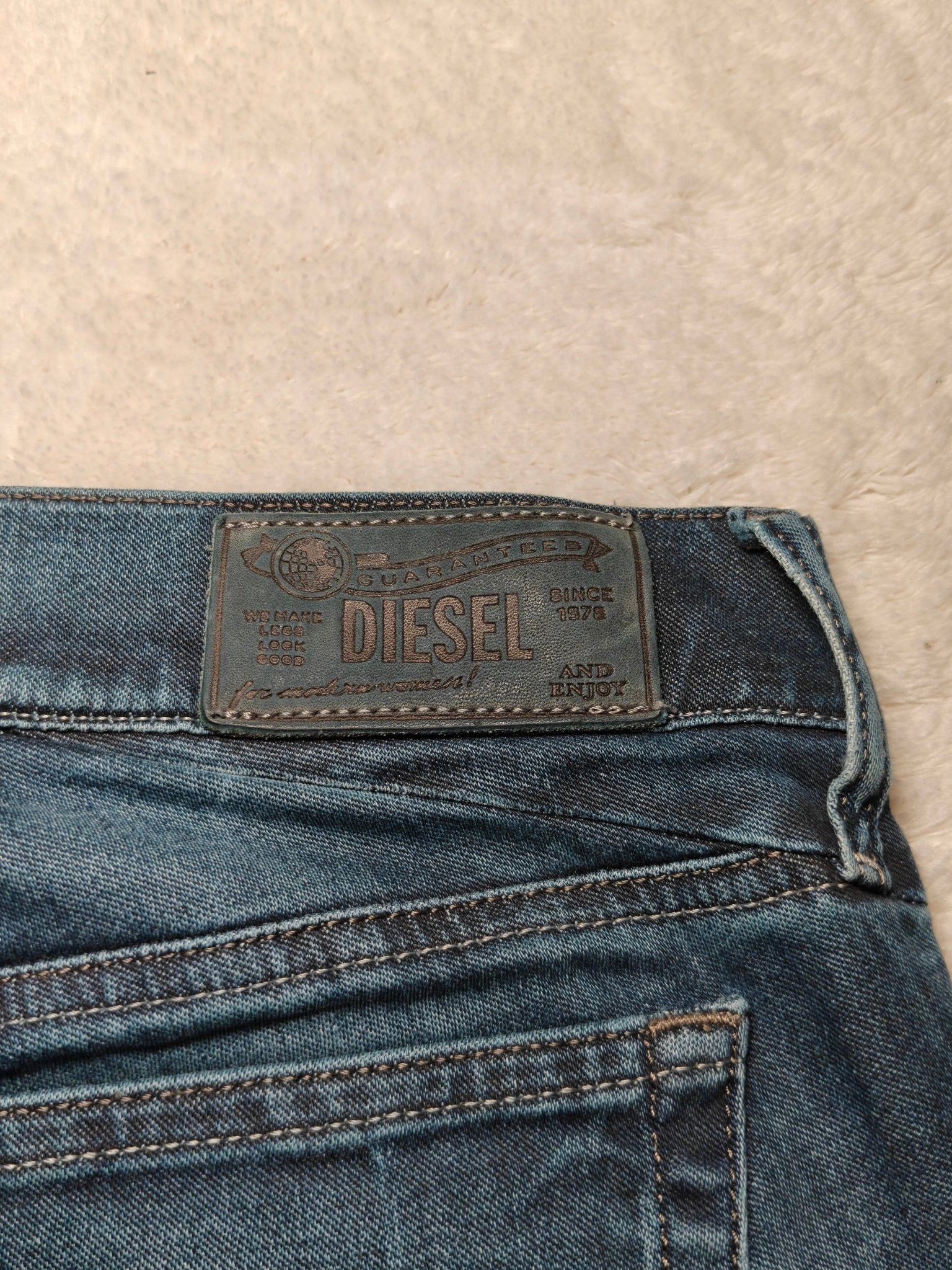 Women Diesel Getlegg Blue Wash 0661K Skinny W27 L30 (EU 36/S) Jeans