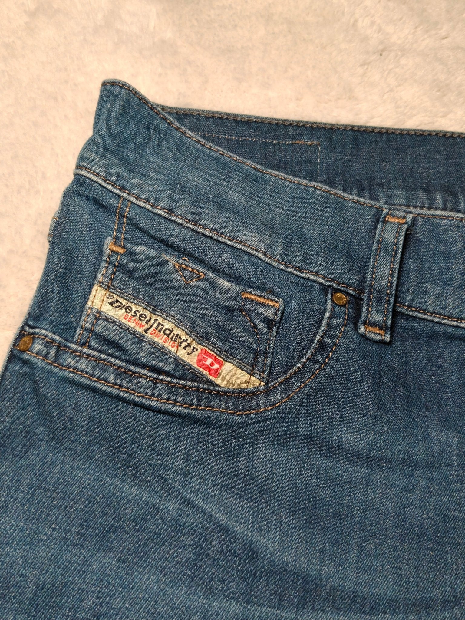 Women Diesel Livier Blue Wash 0841Y Super Slim Jegging W28 L34 (EU 38/M) Jeans