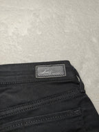 Women Levi's Slight Curve Classic Black Slim W27 L32 (EU 36/S) Jeans