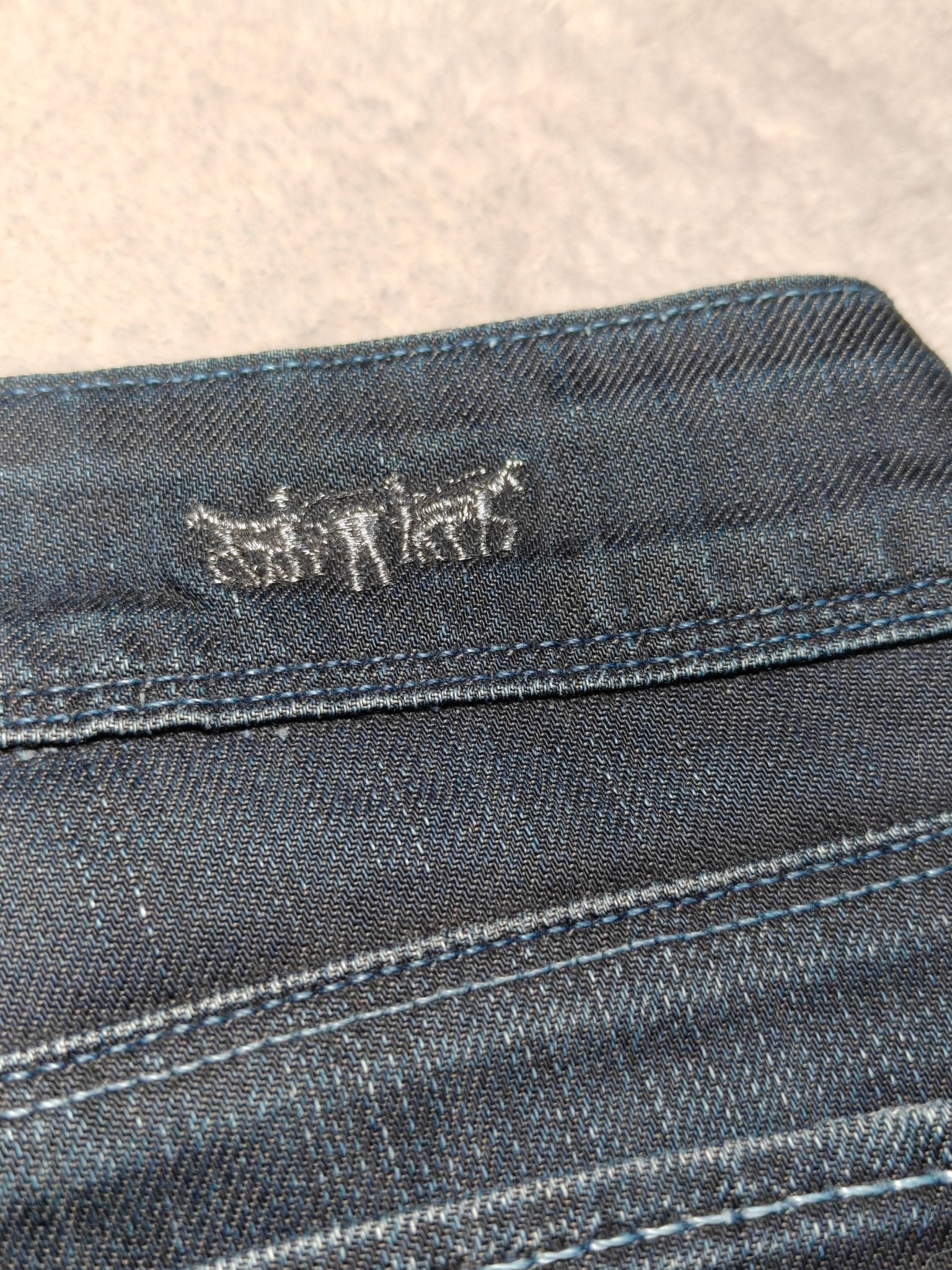 Women Levi's 571 Black Tab Dark Blue Slim W27 L28 (EU 36/S) Jeans