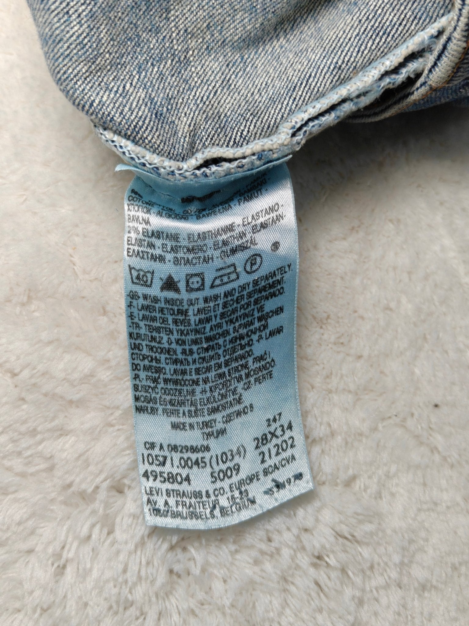 Women Levi's 571 Blue Slim W28 L30 (EU 38/M) Jeans