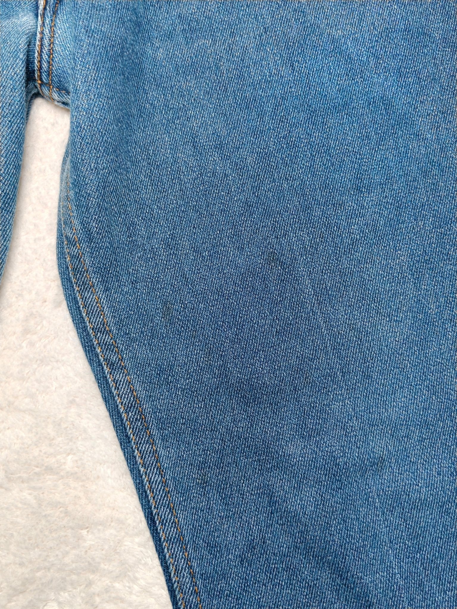 Women Levi's 417 Blue Bootcut W31 L30 (EU 40/L) Jeans