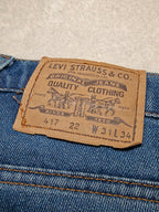 Women Levi's 417 Blue Bootcut W31 L30 (EU 40/L) Jeans