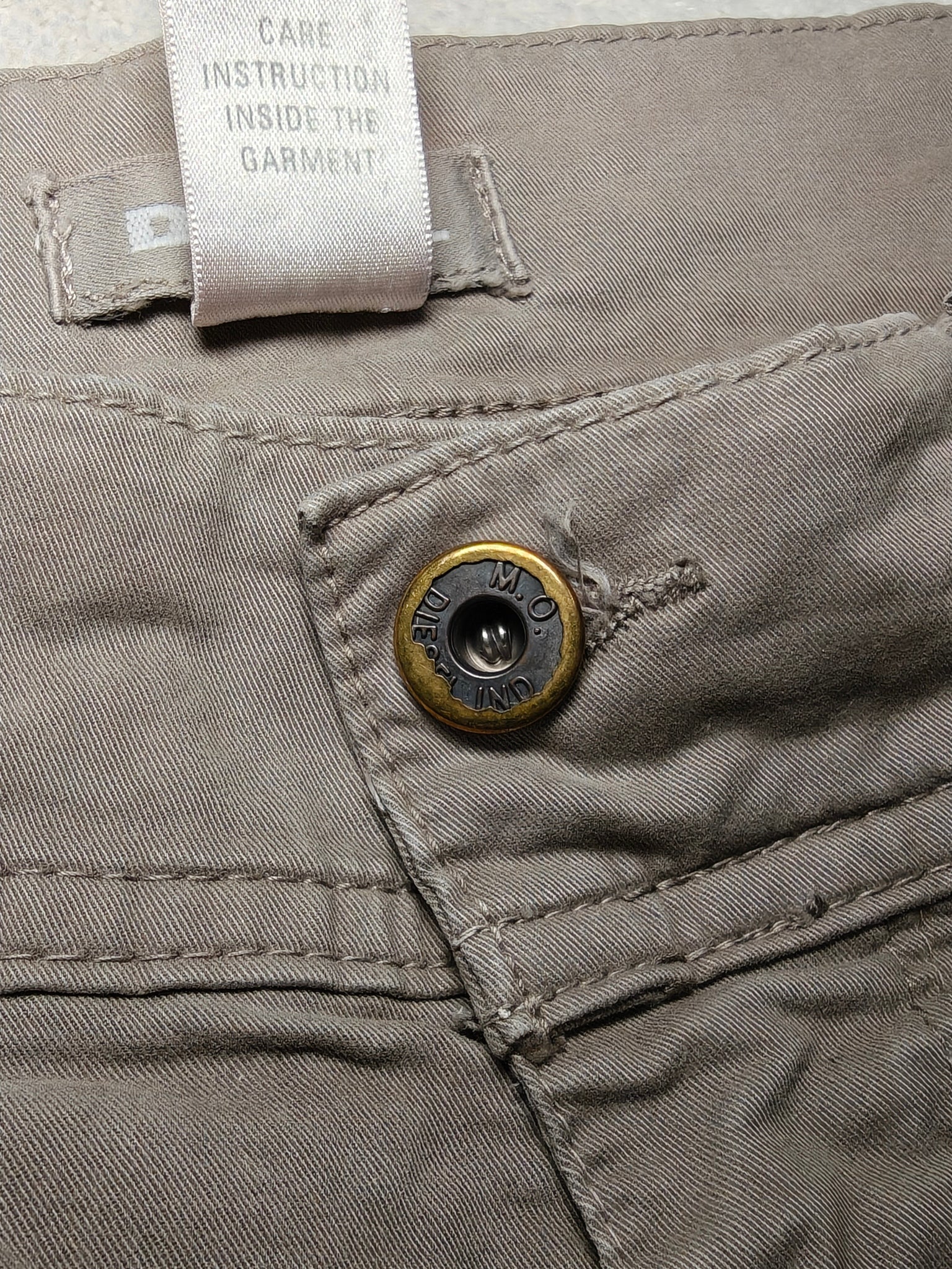 Women Diesel Roquest Taupe Cropped W26 (EU 36/S) Jeans