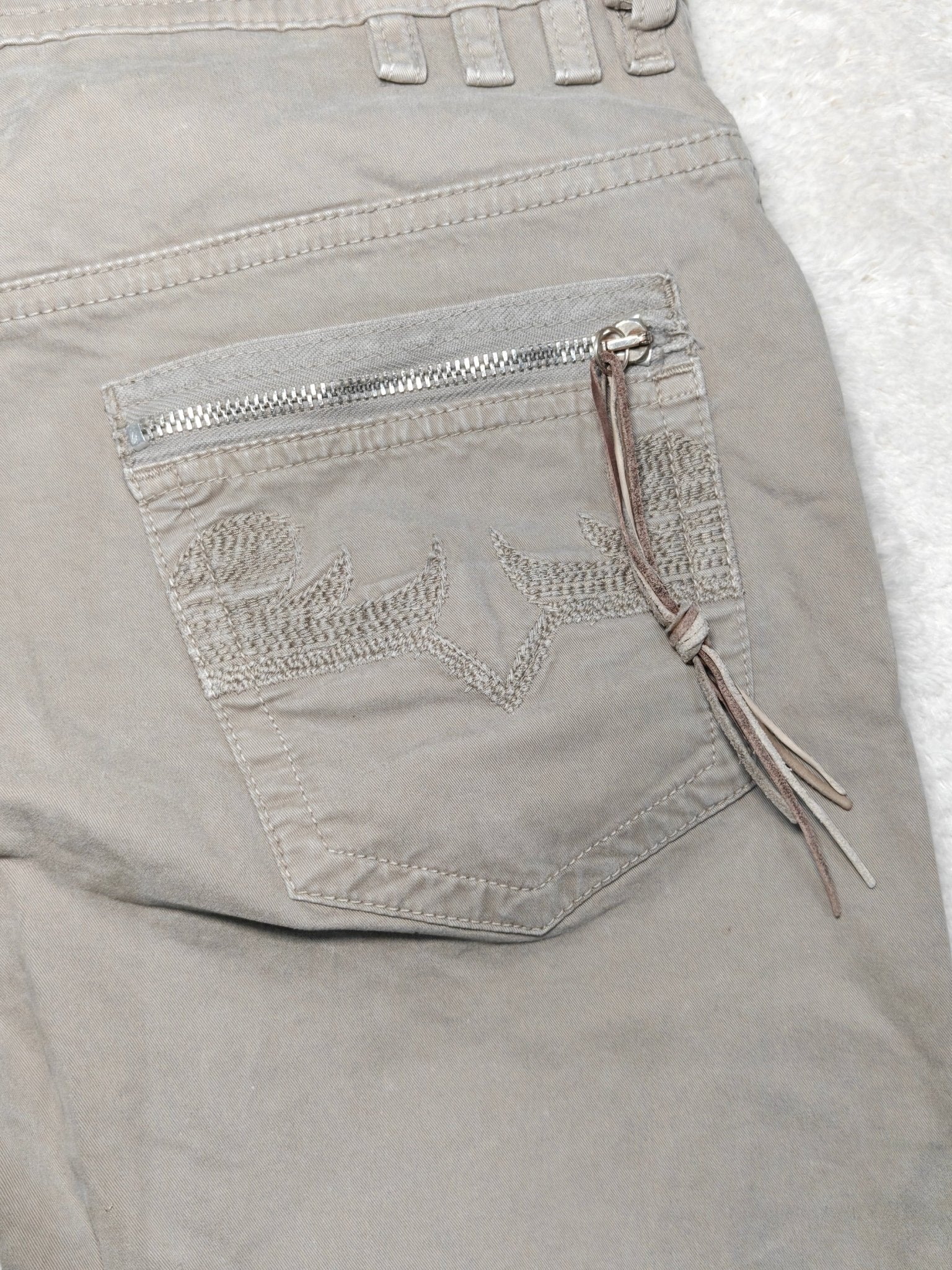 Women Diesel Roquest Taupe Cropped W26 (EU 36/S) Jeans