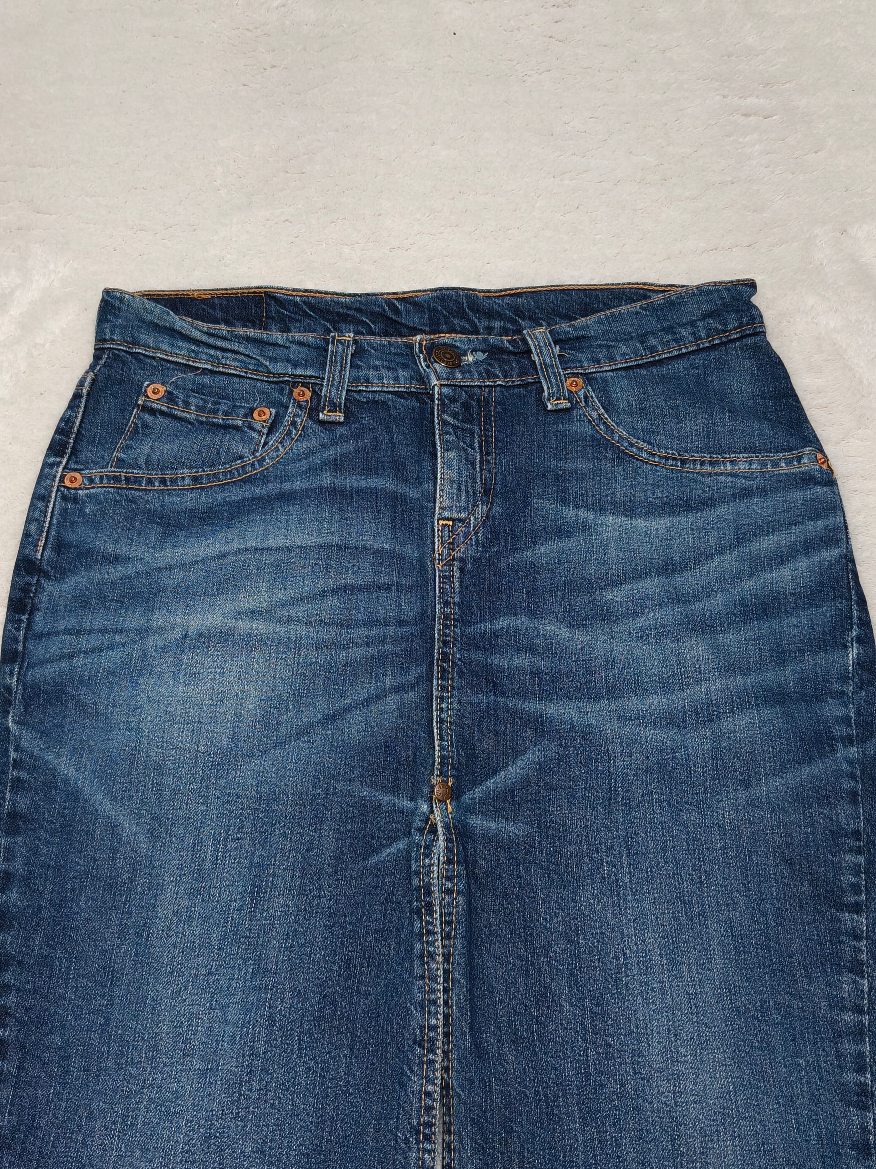 Women Levi's 669 Blue Denim Skirt (XS)