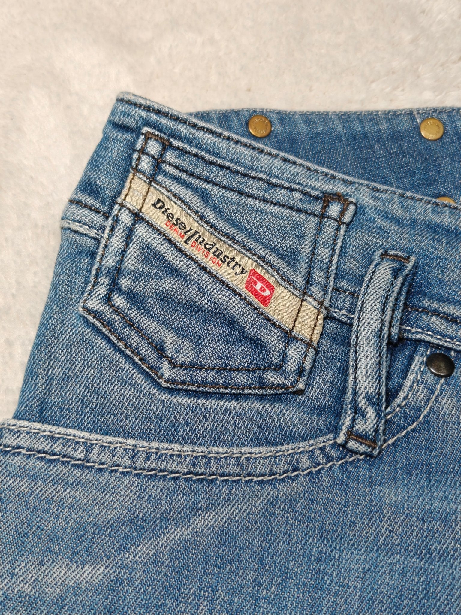 Women Diesel Matic Blue Wash 0081G Slim W26 L32 (EU 36/S) Jeans