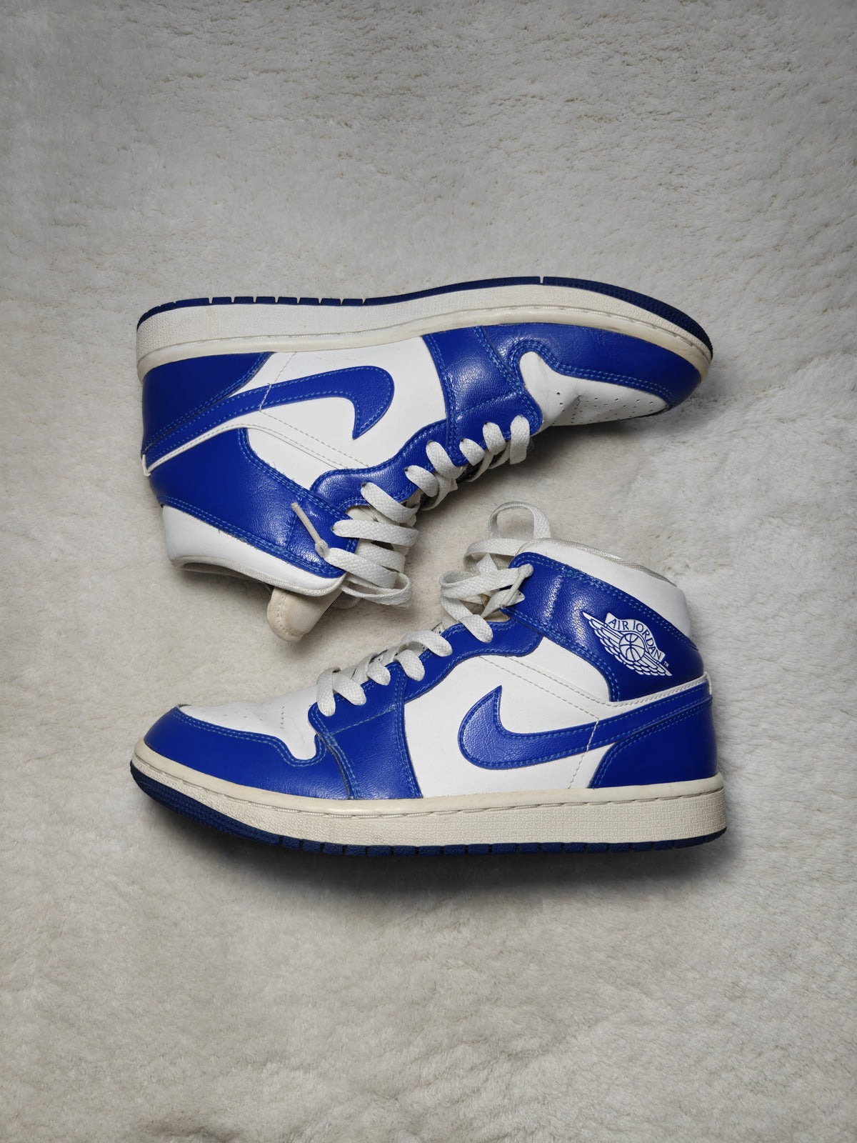 Women Air Jordan 1 Mid Hyper Royal White EU 40.5 Sneakers